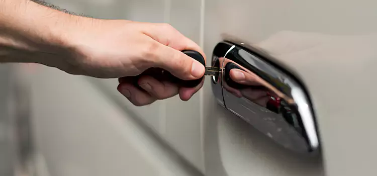Why Choose Our Auto Locksmith Team in Trenton, MI?